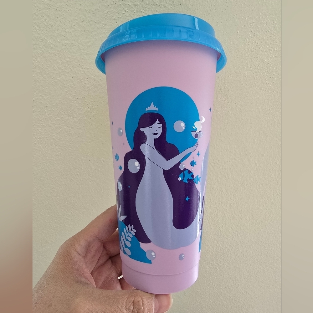 NWOT Starbucks Limited Ed 2025 International Women's Day Reusable Venti Cup